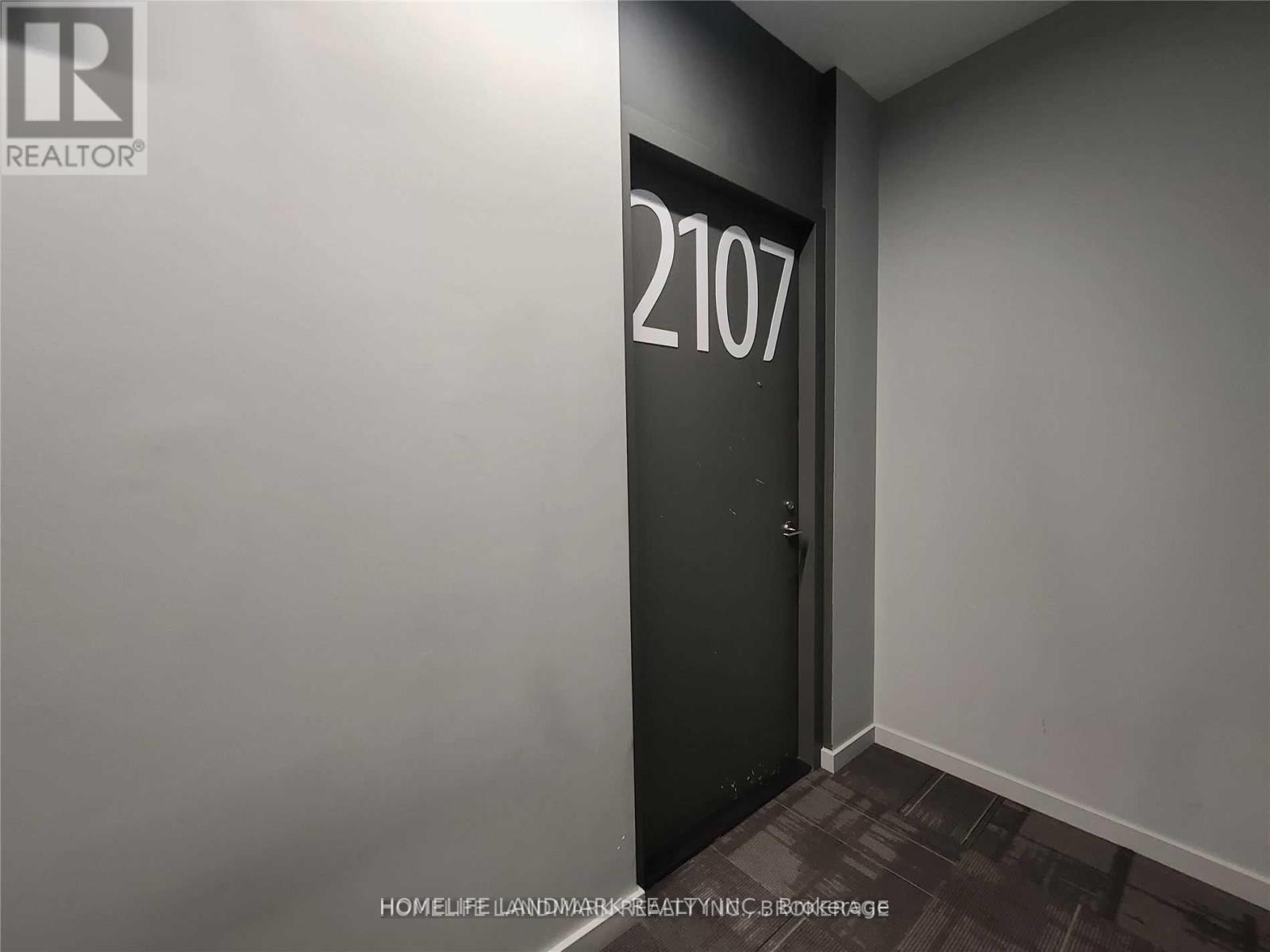 2107 - 170 Bayview Avenue, Toronto, Ontario  M5A 0M4 - Photo 4 - C12685556