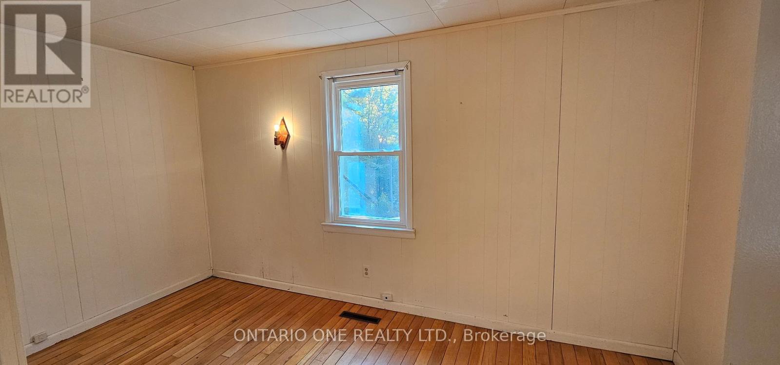 1479 11 Highway S, Gravenhurst, Ontario  P0E 1G0 - Photo 14 - X12685576