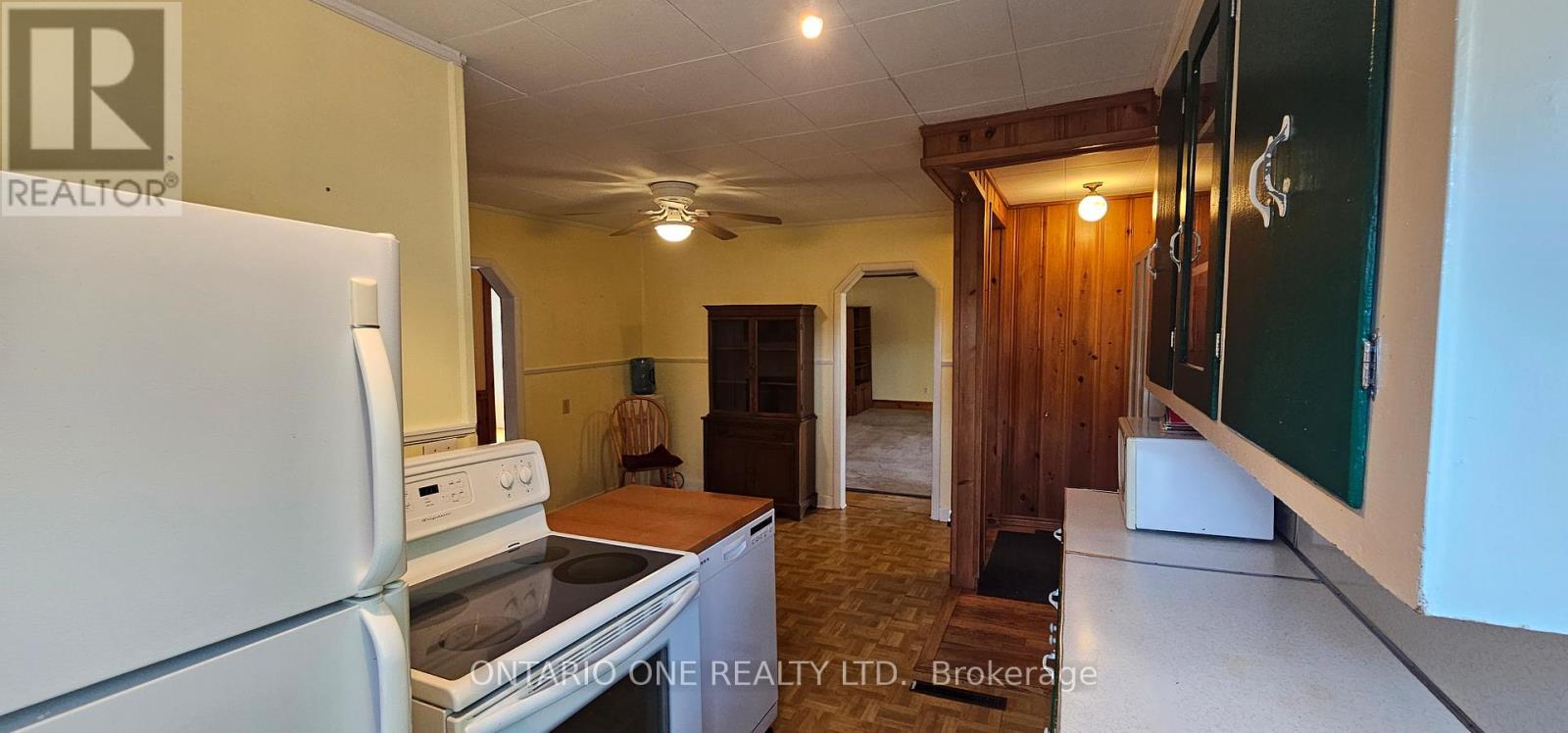 1479 11 Highway S, Gravenhurst, Ontario  P0E 1G0 - Photo 20 - X12685576