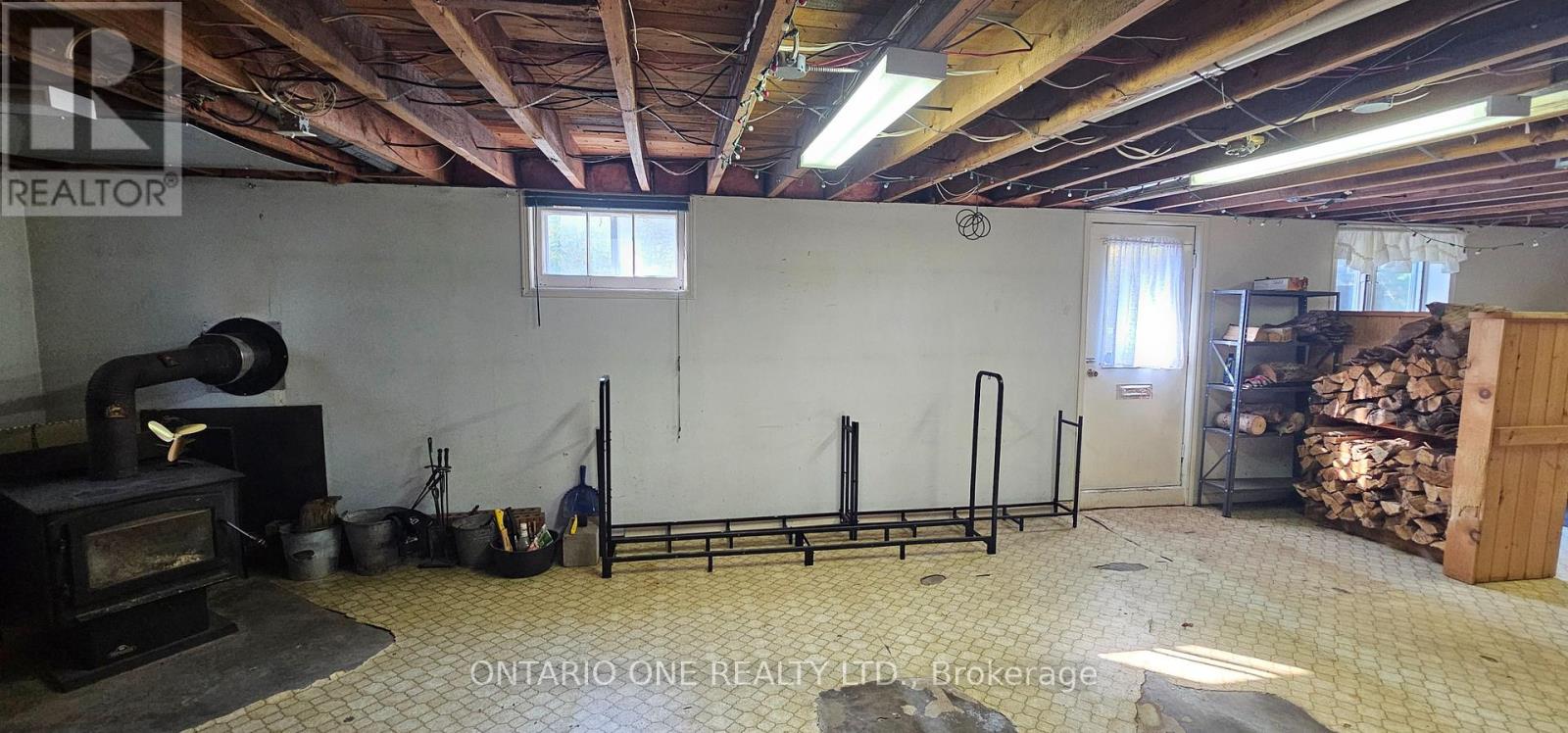 1479 11 Highway S, Gravenhurst, Ontario  P0E 1G0 - Photo 22 - X12685576