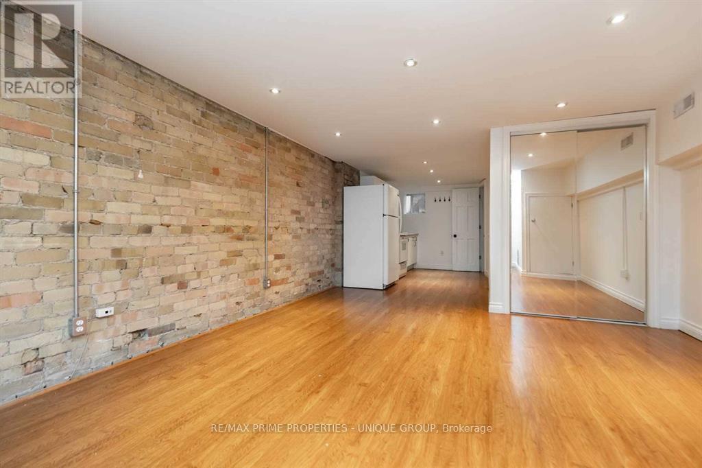 589 Logan Avenue, Toronto, Ontario  M4K 3B9 - Photo 15 - E12685494