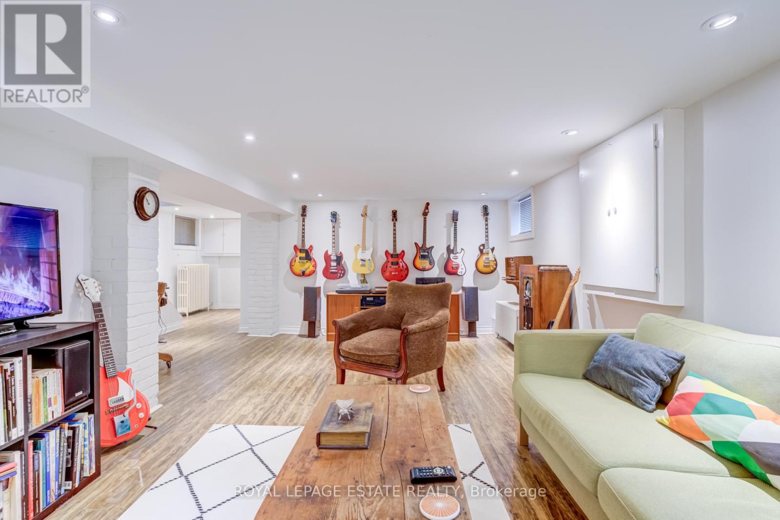 33 Ladykirk Avenue, Toronto, Ontario  M4L 3K8 - Photo 28 - E12685572