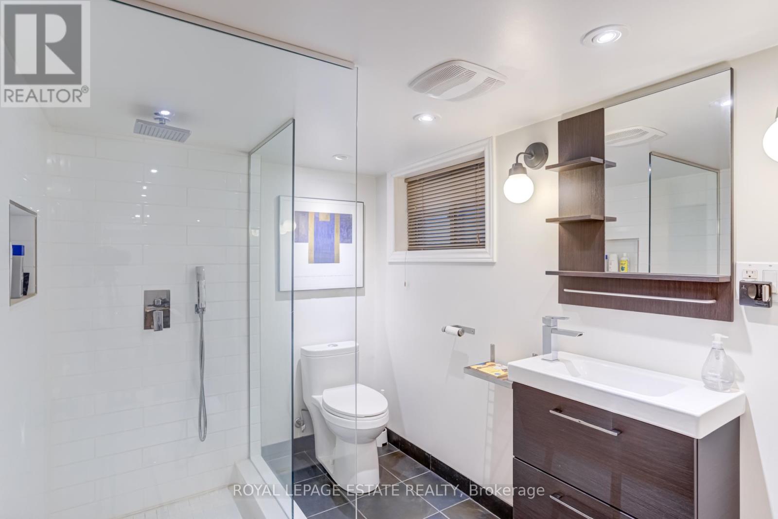 33 Ladykirk Avenue, Toronto, Ontario  M4L 3K8 - Photo 31 - E12685572