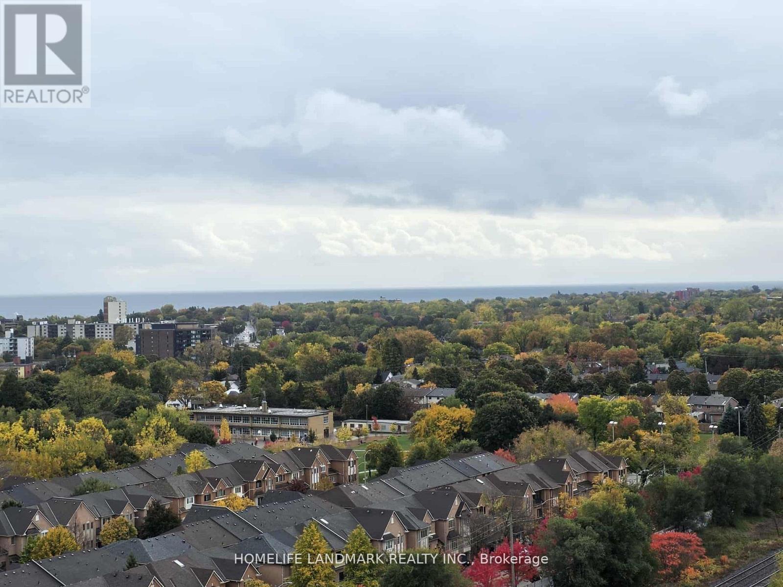 1706 - 155 Legion Road N, Toronto (Mimico), Ontario  M8Y 0A7 - Photo 1 - W12685484