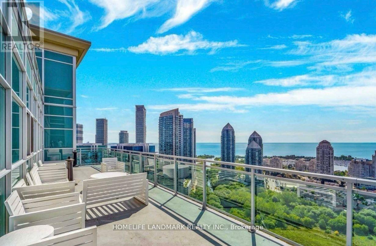 1706 - 155 Legion Road N, Toronto (Mimico), Ontario  M8Y 0A7 - Photo 16 - W12685484