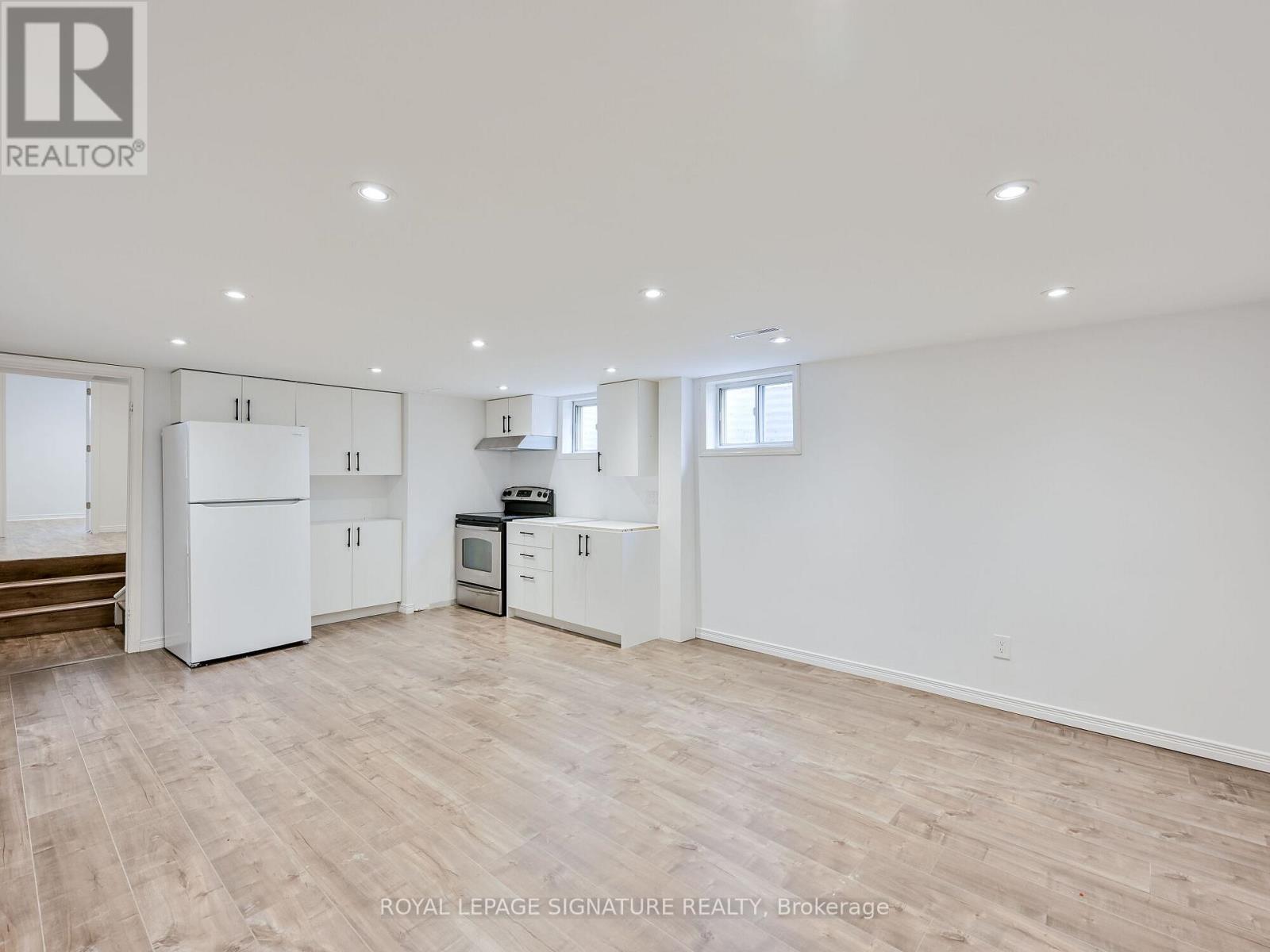 1195 Chada Avenue, Mississauga, Ontario  L5C 1P8 - Photo 14 - W12685506