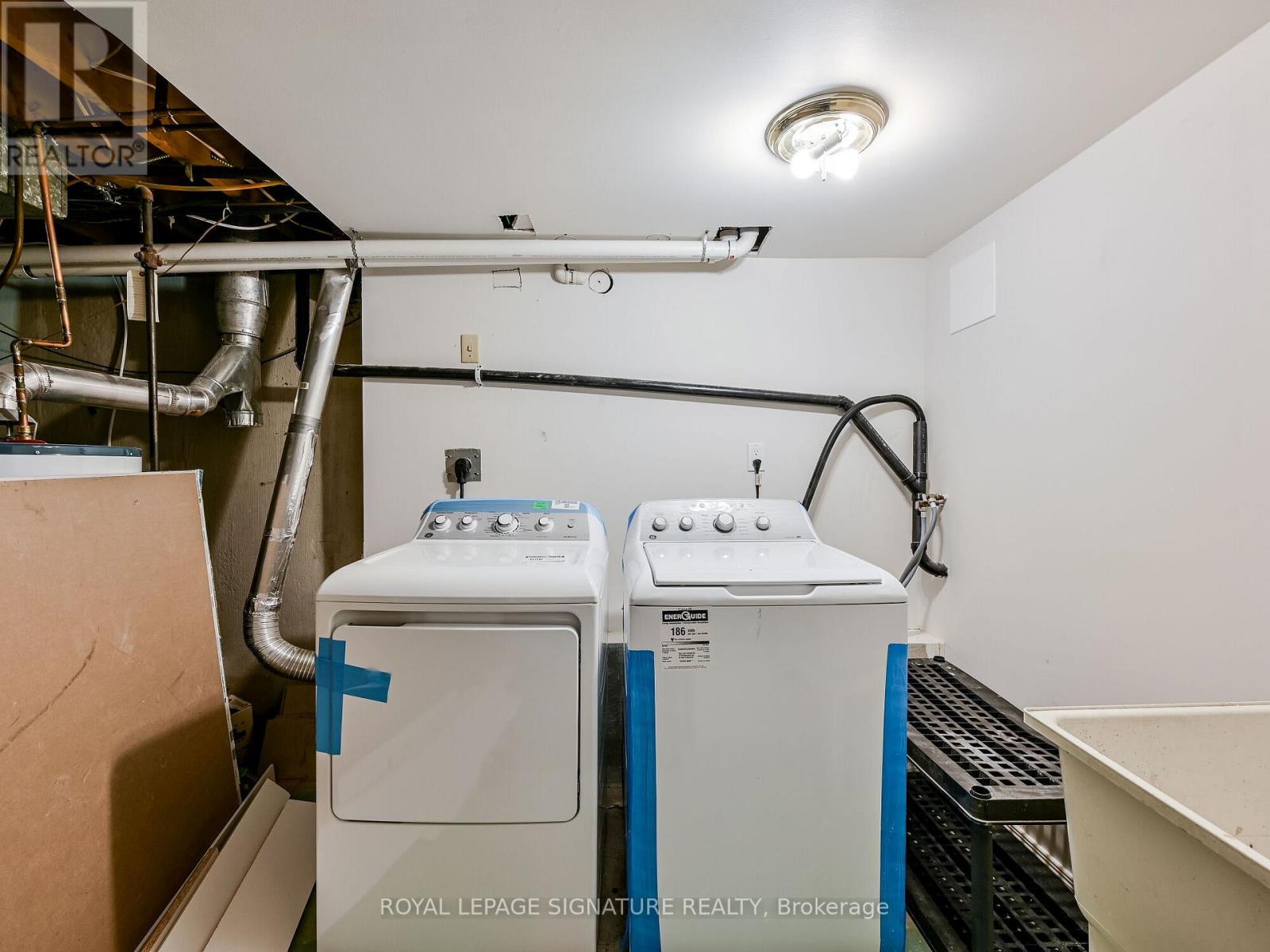 1195 Chada Avenue, Mississauga, Ontario  L5C 1P8 - Photo 18 - W12685506