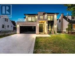 9 EARL STREET, Mississauga, Ontario