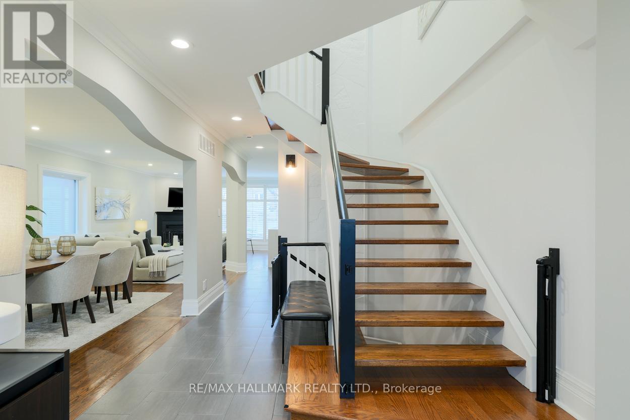 14 Wendover Road, Toronto (Kingsway South), Ontario  M8X 2K9 - Photo 14 - W12685566