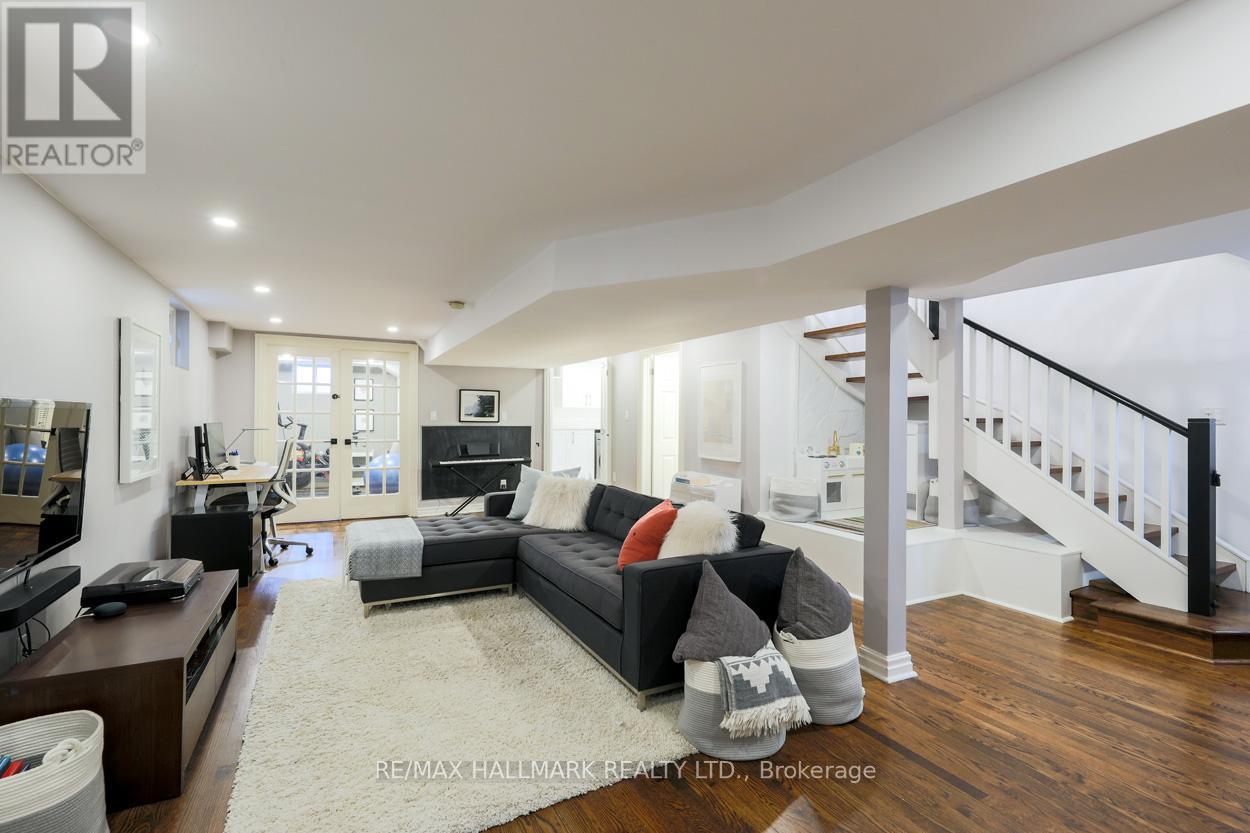 14 Wendover Road, Toronto (Kingsway South), Ontario  M8X 2K9 - Photo 25 - W12685566