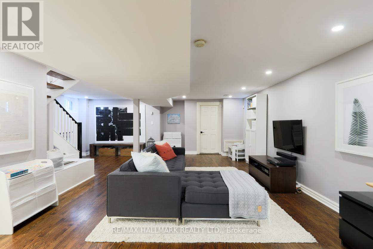 14 Wendover Road, Toronto (Kingsway South), Ontario  M8X 2K9 - Photo 26 - W12685566