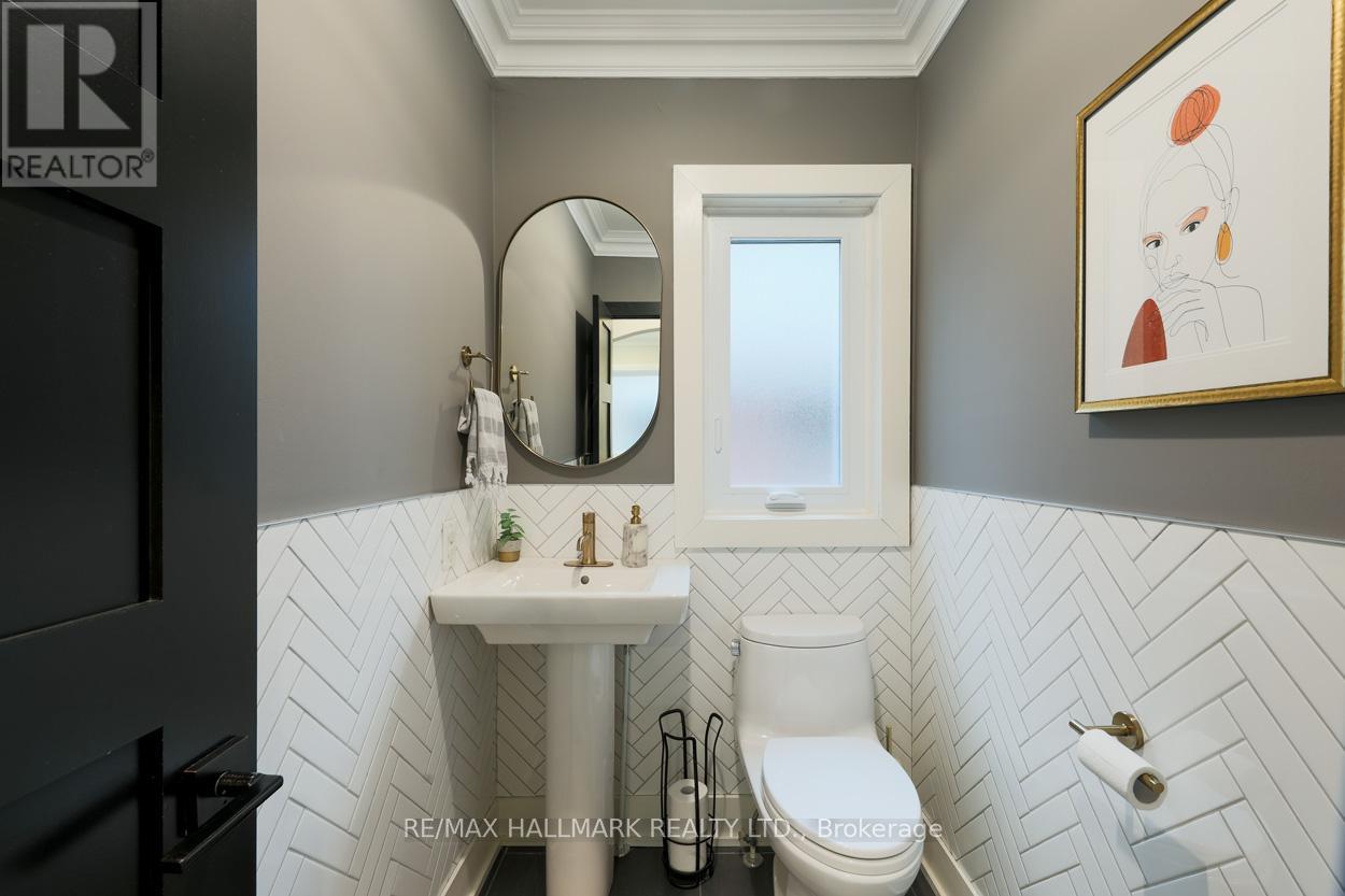 14 Wendover Road, Toronto (Kingsway South), Ontario  M8X 2K9 - Photo 31 - W12685566