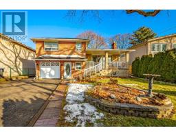 1435 STRATHY AVENUE, Mississauga, Ontario