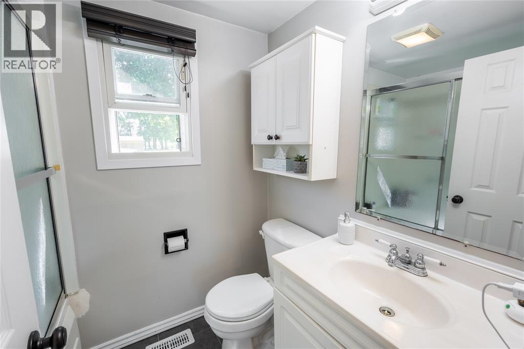 4114 St. Clair Parkway, Port Lambton, Ontario  N0P 2B0 - Photo 15 - 26000769