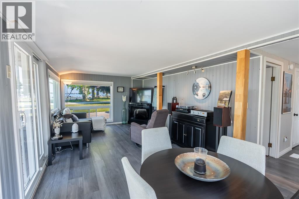 4114 St. Clair Parkway, Port Lambton, Ontario  N0P 2B0 - Photo 9 - 26000769