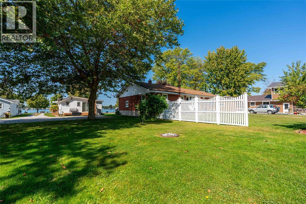 4114 St. Clair Parkway, Port Lambton, Ontario  N0P 2B0 - Photo 29 - 26000769