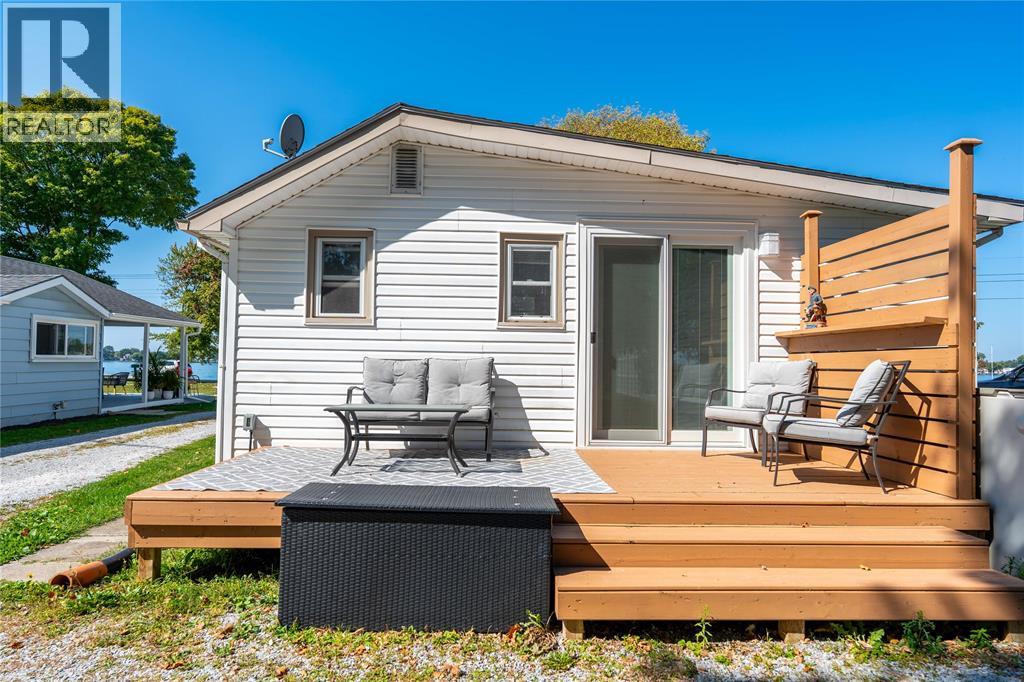 4114 St. Clair Parkway, Port Lambton, Ontario  N0P 2B0 - Photo 21 - 26000769