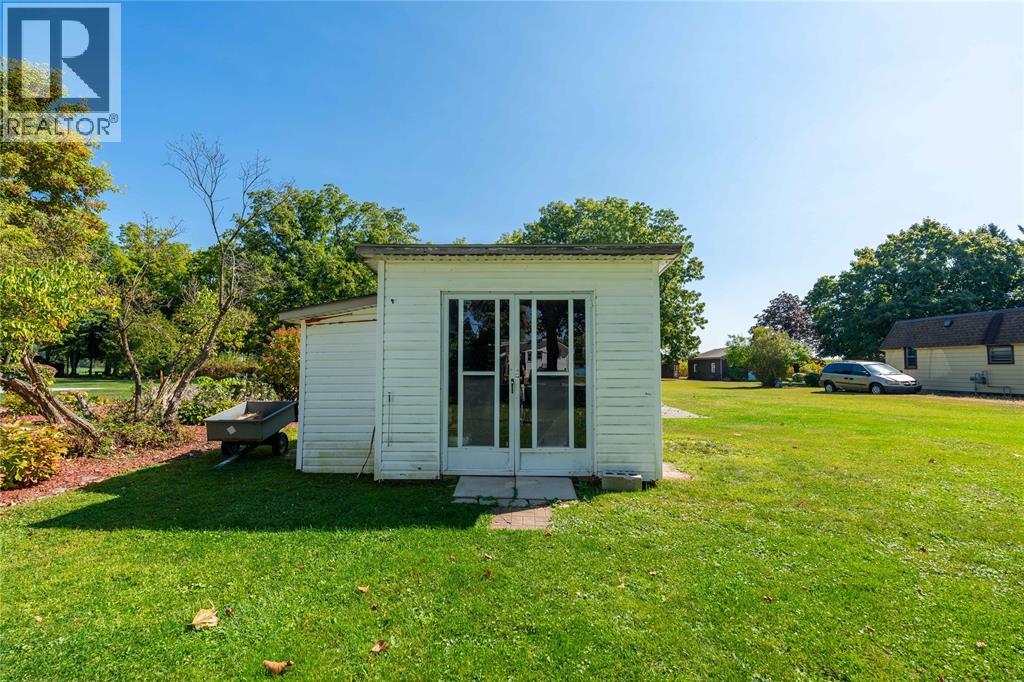 4114 St. Clair Parkway, Port Lambton, Ontario  N0P 2B0 - Photo 27 - 26000769