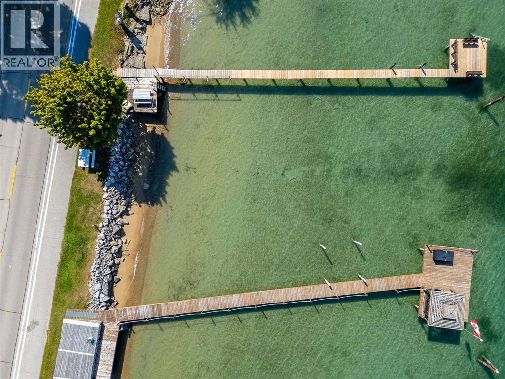 4114 St. Clair Parkway, Port Lambton, Ontario  N0P 2B0 - Photo 34 - 26000769