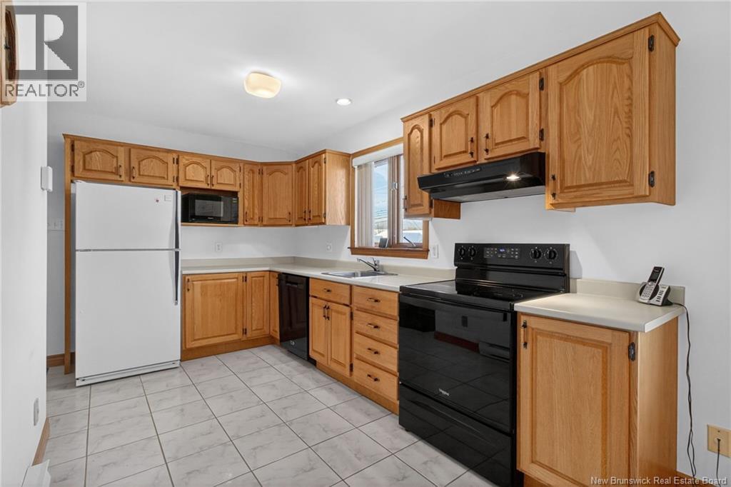 812 Centrale, Dieppe, New Brunswick  E1A 6V5 - Photo 20 - NB131976