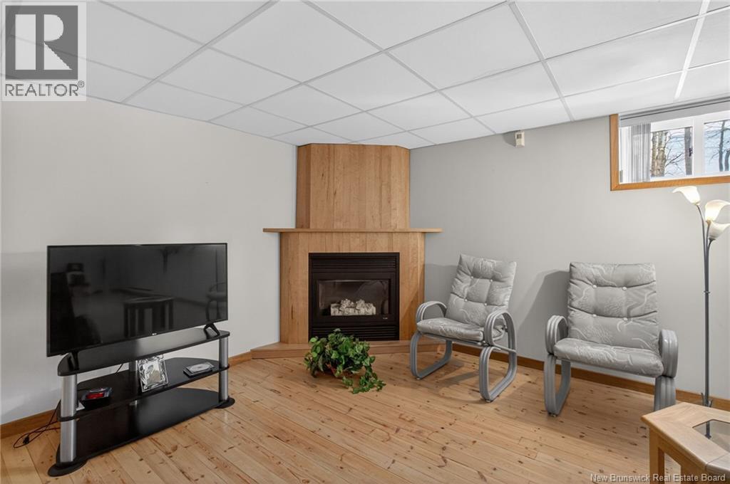 812 Centrale, Dieppe, New Brunswick  E1A 6V5 - Photo 32 - NB131976