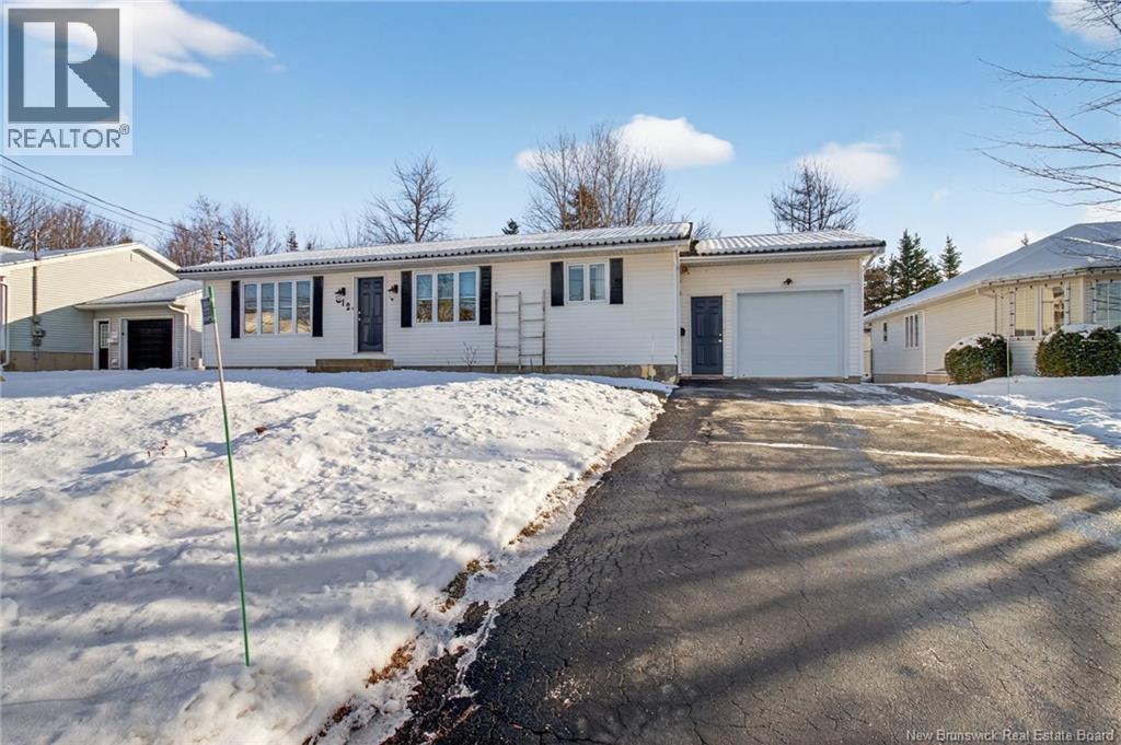 812 Centrale, Dieppe, New Brunswick  E1A 6V5 - Photo 4 - NB131976