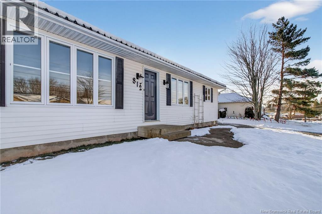 812 Centrale, Dieppe, New Brunswick  E1A 6V5 - Photo 5 - NB131976