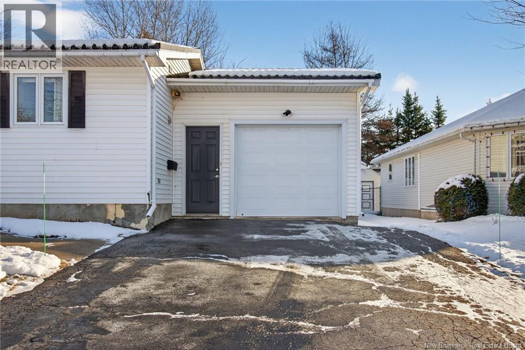 812 Centrale, Dieppe, New Brunswick  E1A 6V5 - Photo 6 - NB131976