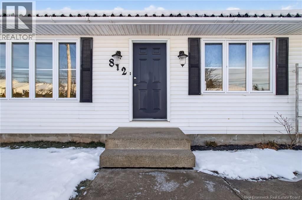 812 Centrale, Dieppe, New Brunswick  E1A 6V5 - Photo 9 - NB131976
