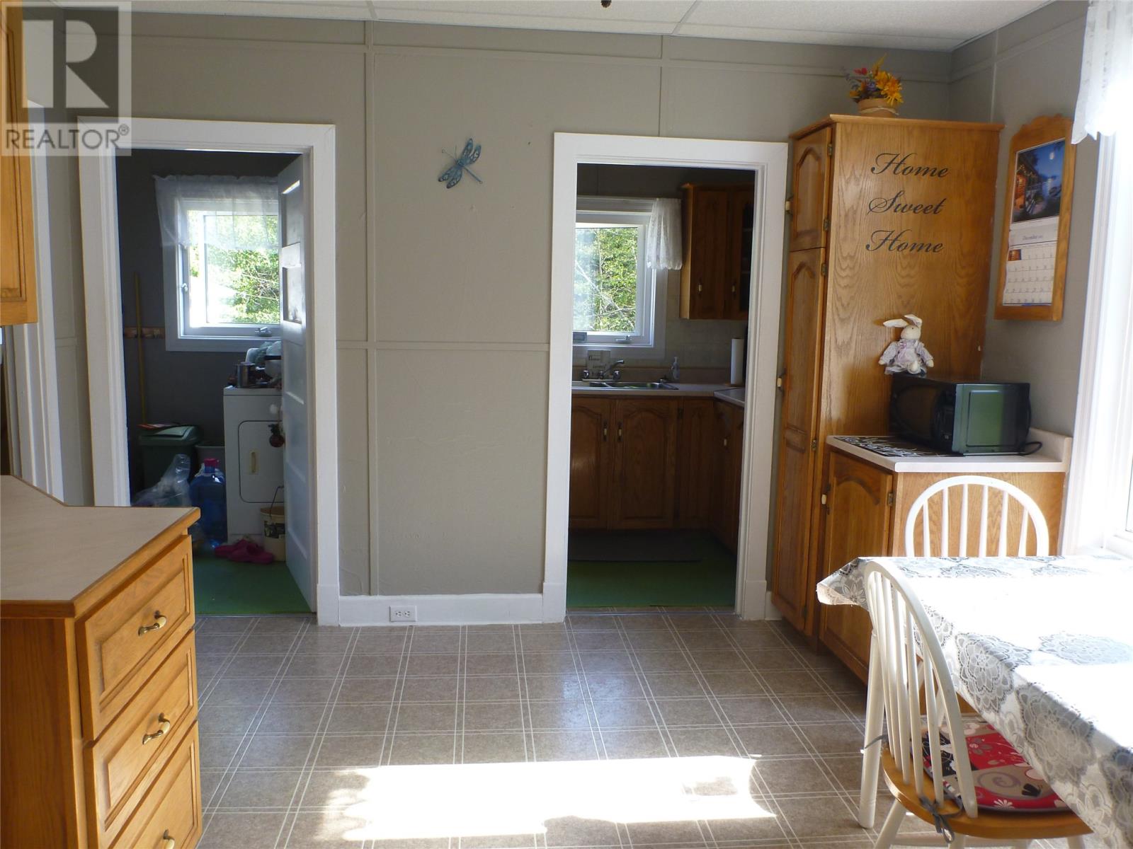 15 Loop Road, Terra Nova, Newfoundland & Labrador  A0C 1L0 - Photo 6 - 1293621