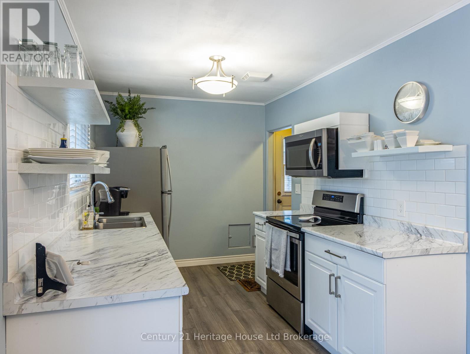 1064 Sovereign Road, Woodstock, Ontario  N4S 5P2 - Photo 18 - X12685630