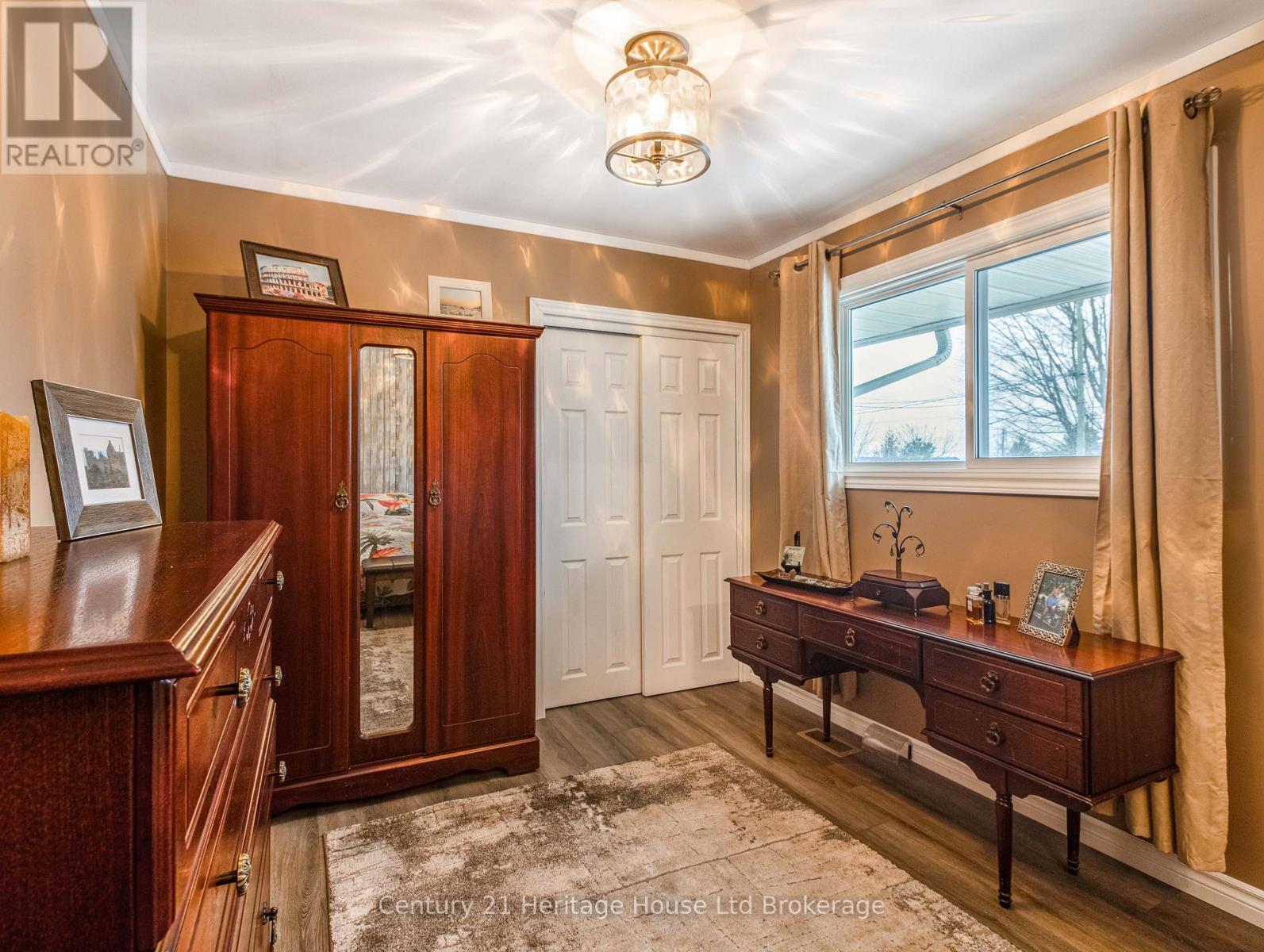 1064 Sovereign Road, Woodstock, Ontario  N4S 5P2 - Photo 24 - X12685630