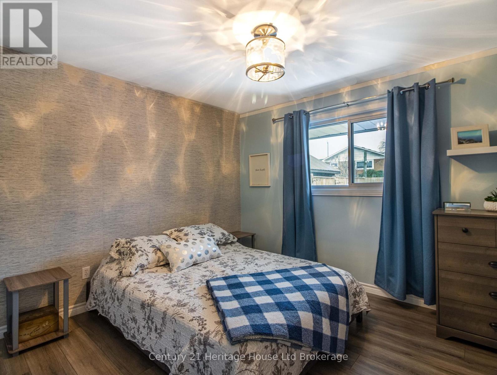 1064 Sovereign Road, Woodstock, Ontario  N4S 5P2 - Photo 28 - X12685630