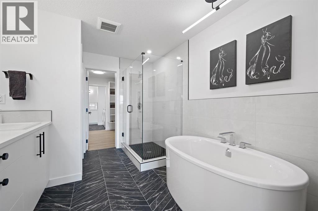 10 Westland Park Sw, Calgary, Alberta  T3H 0W1 - Photo 23 - A2278109