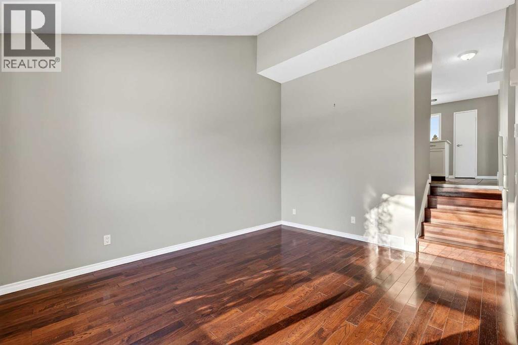 171 Deerfield Drive Se, Calgary, Alberta  T2J 7B7 - Photo 5 - A2278339