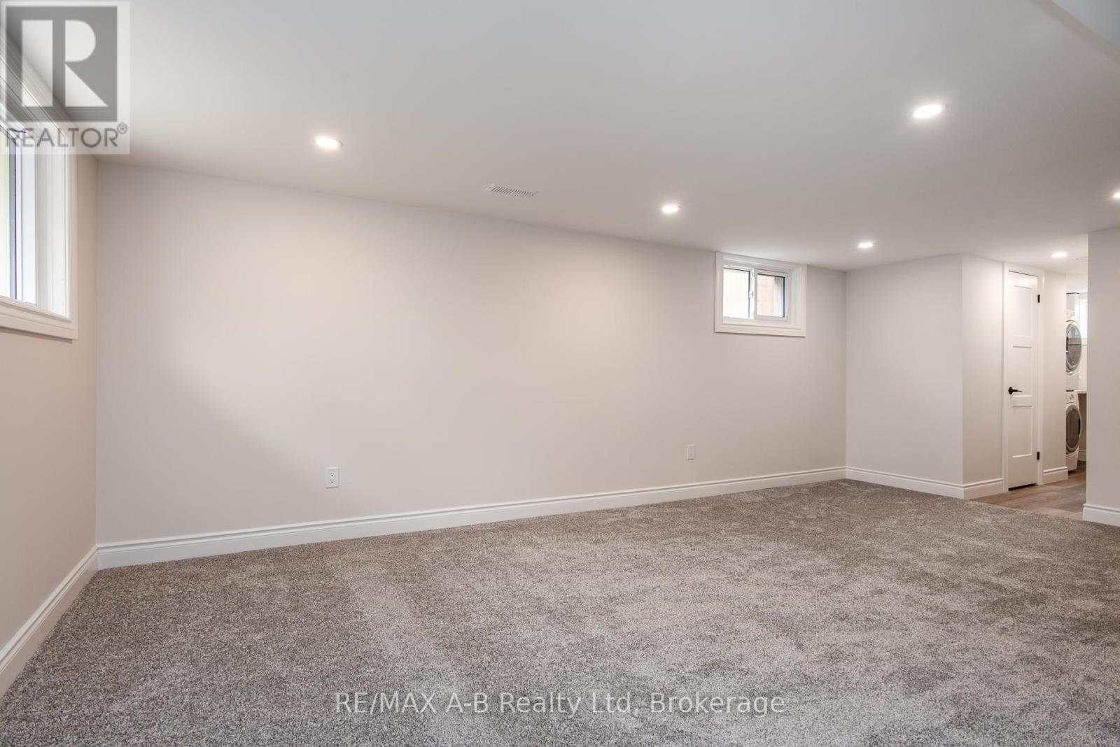 149 Norfolk Street, Stratford, Ontario  N5A 3Y7 - Photo 26 - X12685578