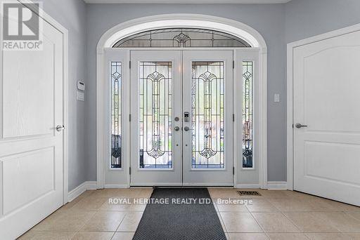 34 Hills Road, Kawartha Lakes, Ontario  K0M 1A0 - Photo 7 - X12685584