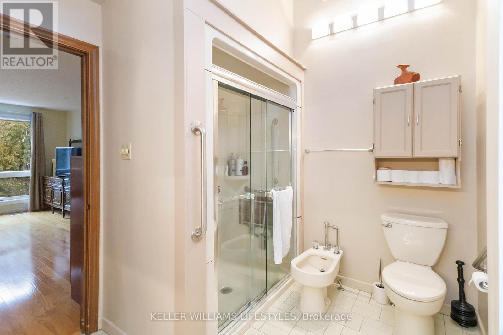 3 Shavian Court, London North, Ontario  N6G 3G9 - Photo 22 - X12685616