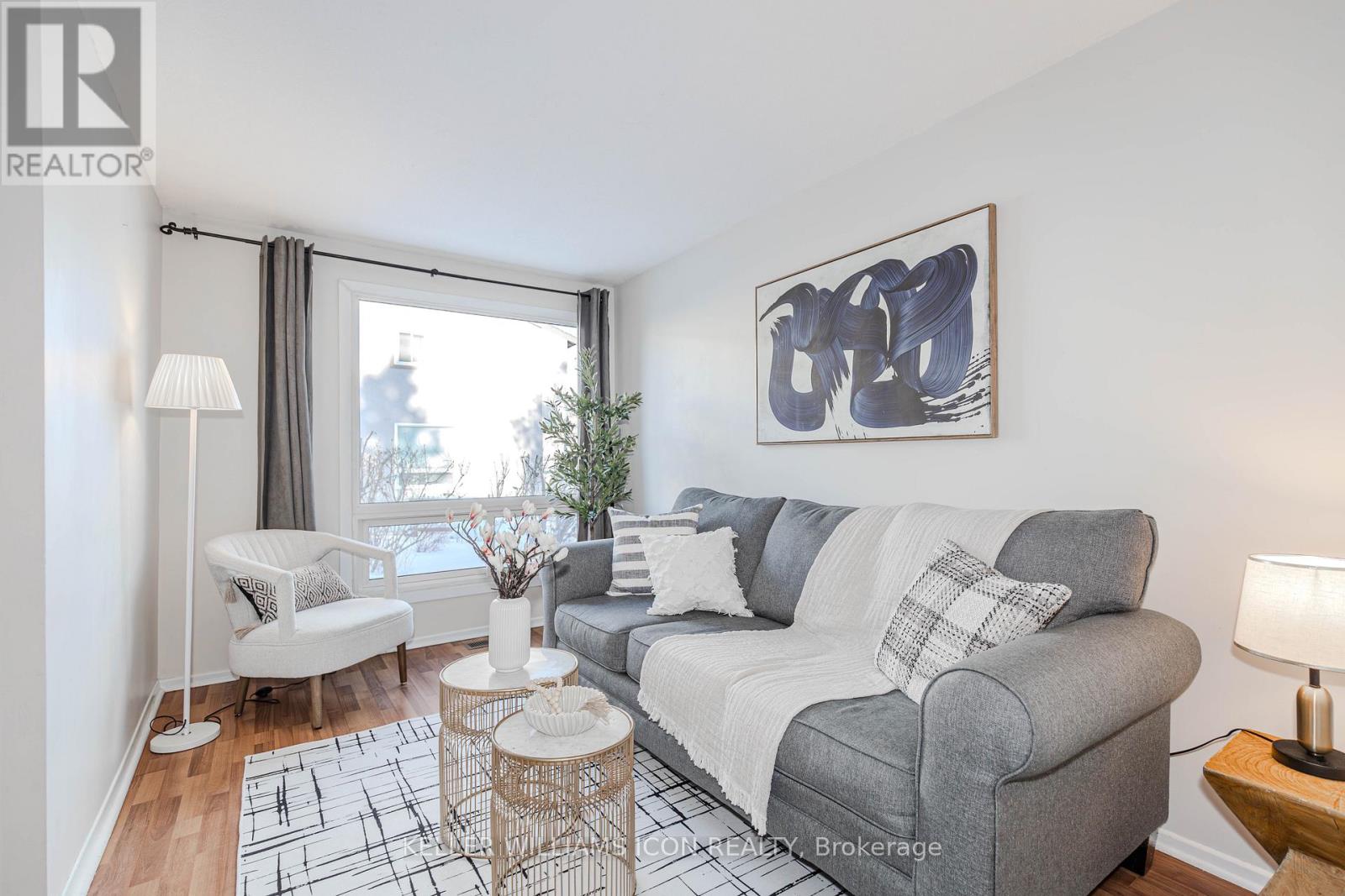 380 Woodfield Drive, Ottawa, Ontario  K2G 3W9 - Photo 7 - X12685596