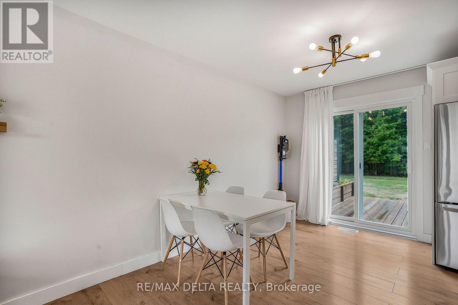 546 Devista Boulevard, Alfred And Plantagenet, Ontario  K0B 1A0 - Photo 13 - X12685604