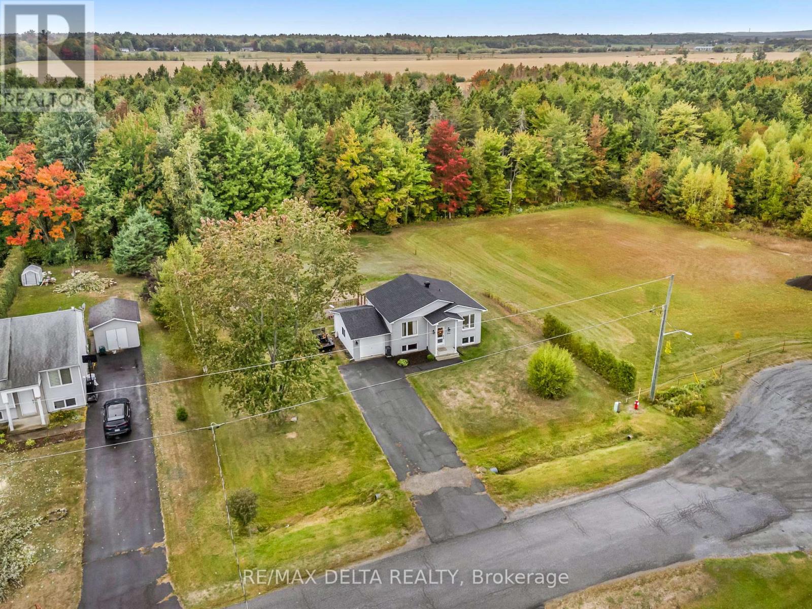 546 Devista Boulevard, Alfred And Plantagenet, Ontario  K0B 1A0 - Photo 30 - X12685604