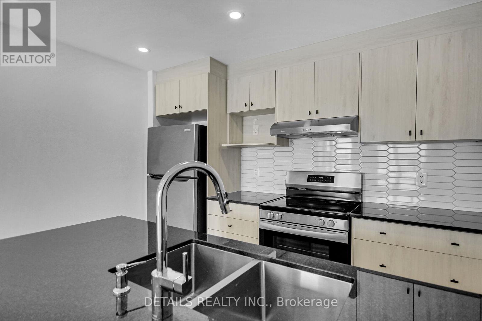 952 Chapman Mills Drive, Ottawa, Ontario  K2J 7J5 - Photo 11 - X12685612