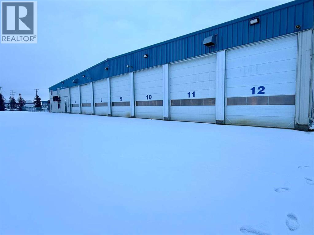 8 Van Der Horn Way, Rural Red Deer County, Alberta  T4S 2M4 - Photo 2 - A2278319