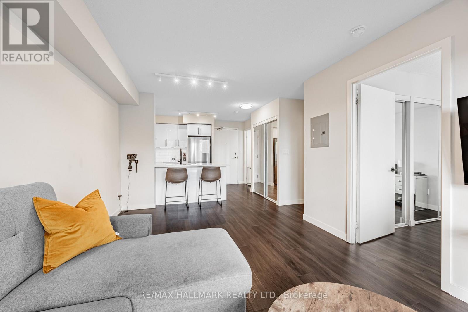 510 - 120 Dallimore Circle, Toronto (Banbury-Don Mills), Ontario  M3C 4J1 - Photo 14 - C12685590