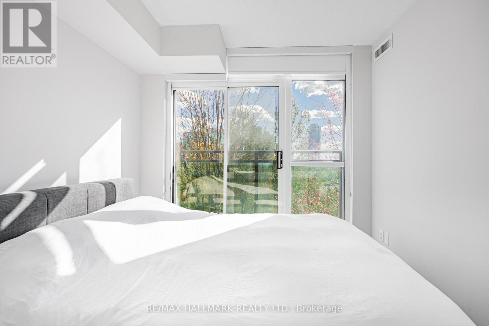 510 - 120 Dallimore Circle, Toronto (Banbury-Don Mills), Ontario  M3C 4J1 - Photo 19 - C12685590