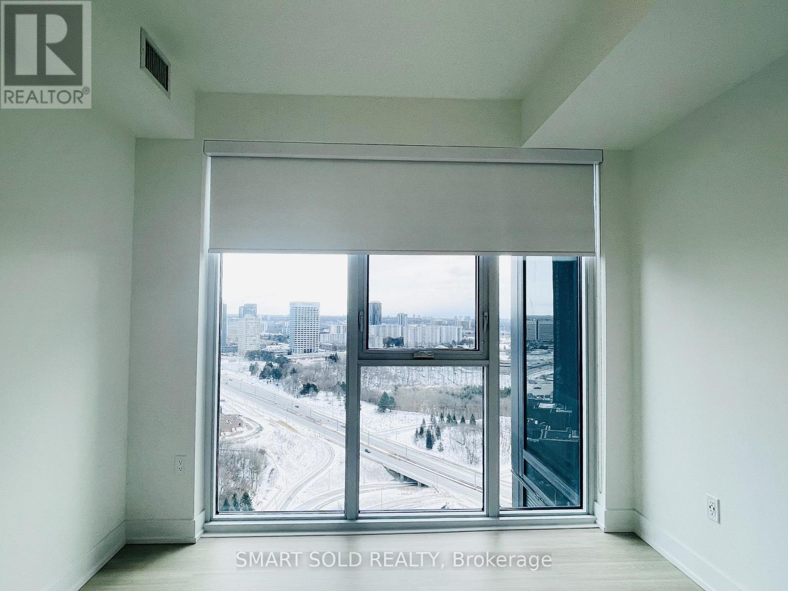 2407 - 30 Inn On The Park Drive, Toronto, Ontario  M3C 0P7 - Photo 14 - C12685598