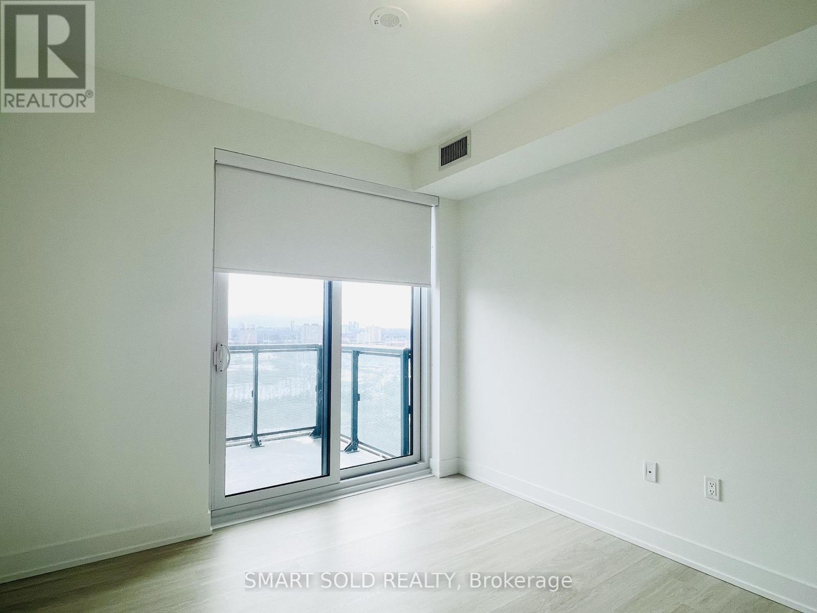 2407 - 30 Inn On The Park Drive, Toronto, Ontario  M3C 0P7 - Photo 9 - C12685598