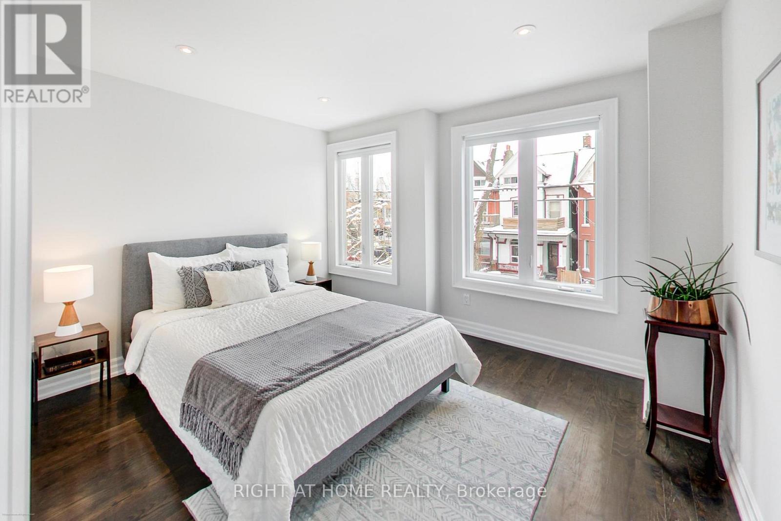 68a Oxford Street, Toronto (Kensington-Chinatown), Ontario  M5T 1P1 - Photo 11 - C12685608