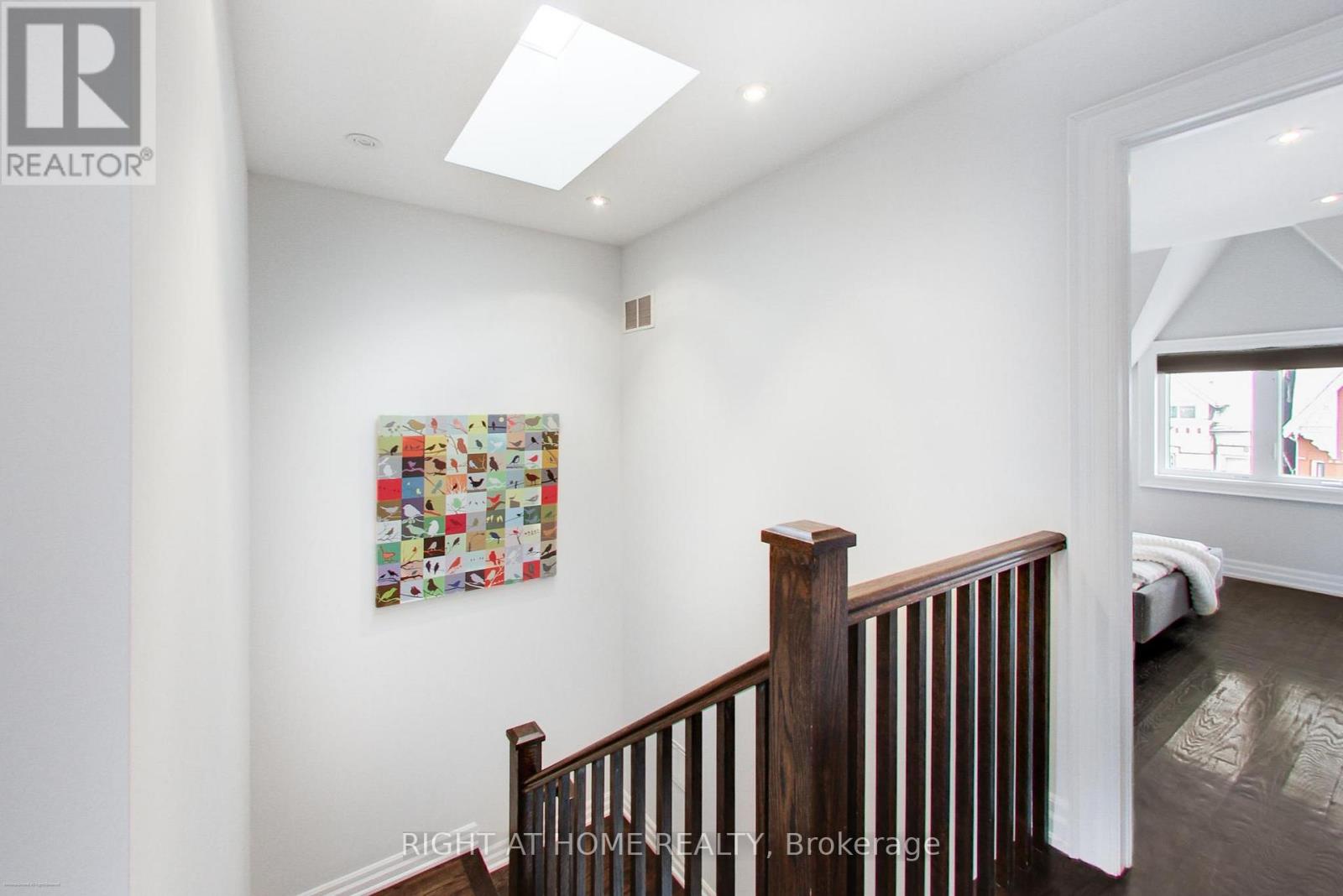 68a Oxford Street, Toronto (Kensington-Chinatown), Ontario  M5T 1P1 - Photo 17 - C12685608