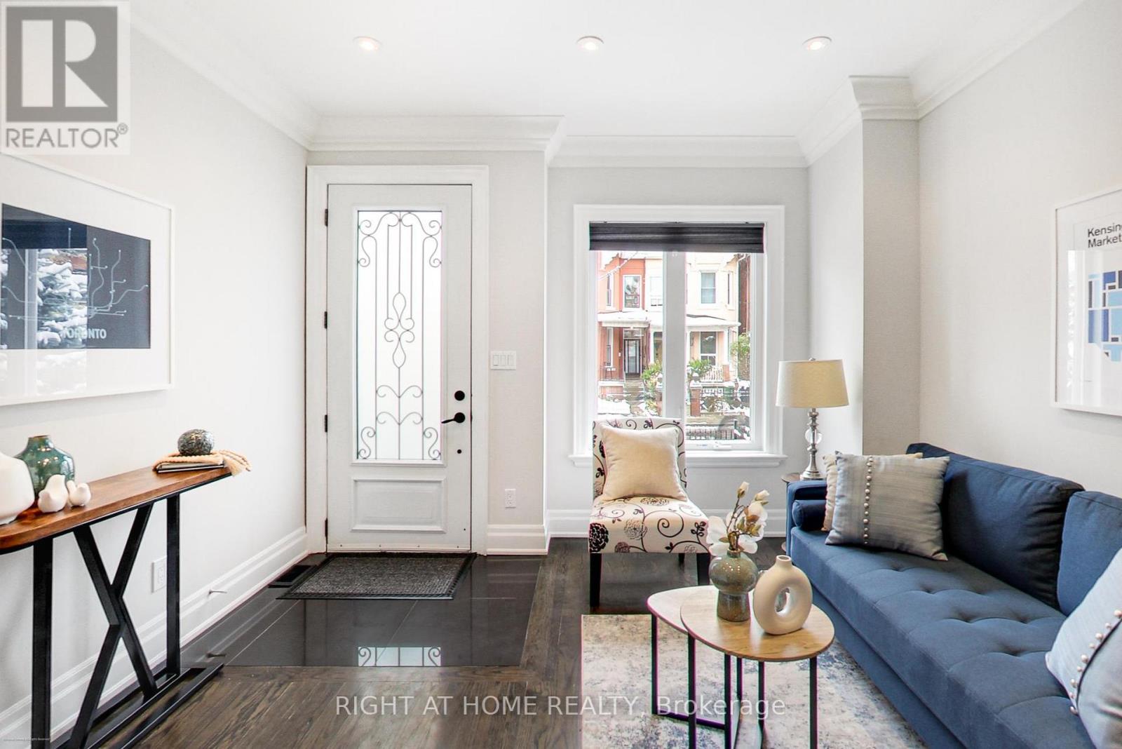 68a Oxford Street, Toronto (Kensington-Chinatown), Ontario  M5T 1P1 - Photo 5 - C12685608